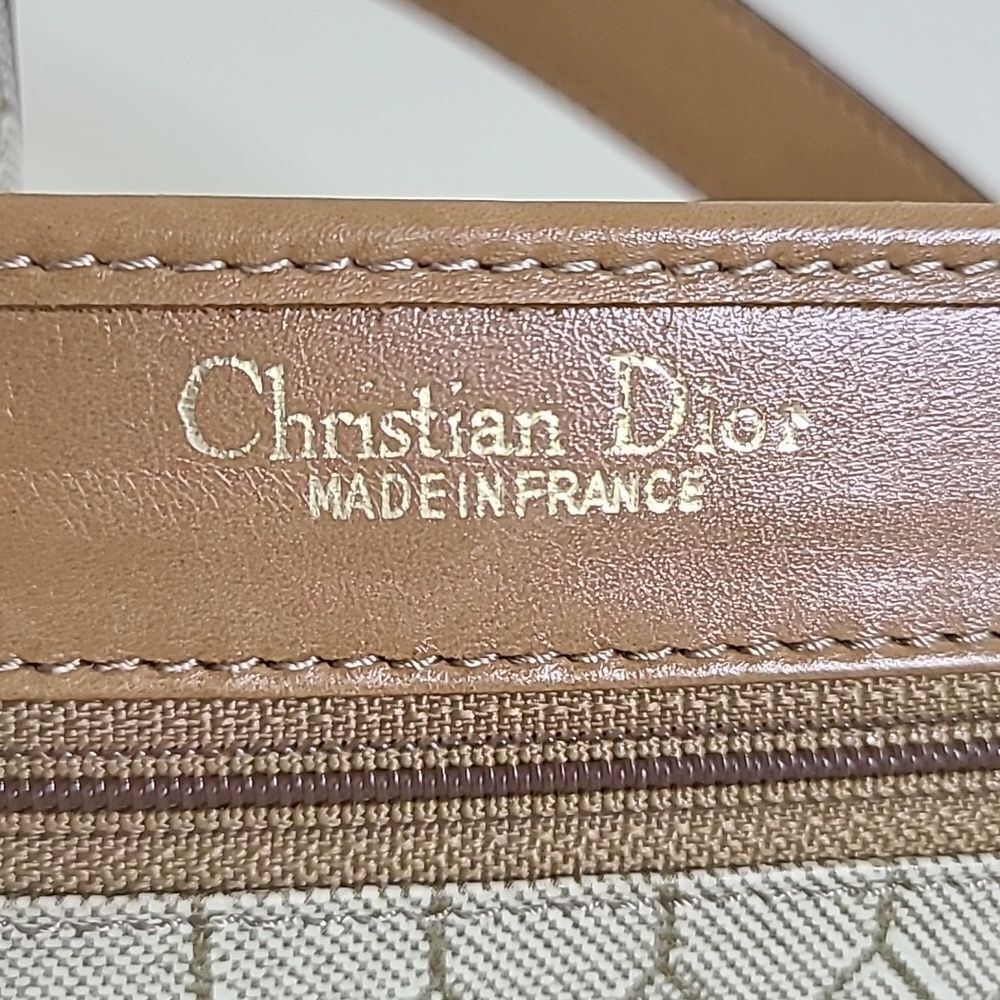 💯Authentic Christian Dior Crossbody Bag🍀 - Picture 13 of 17